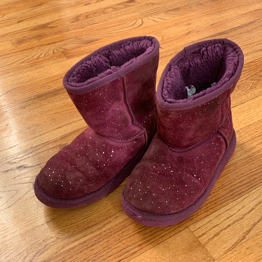 UGG Short Purple Sparkle Boots 3 kids